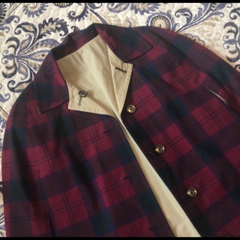 Vintage Women’s Reversible Cape - Plaid / Tan